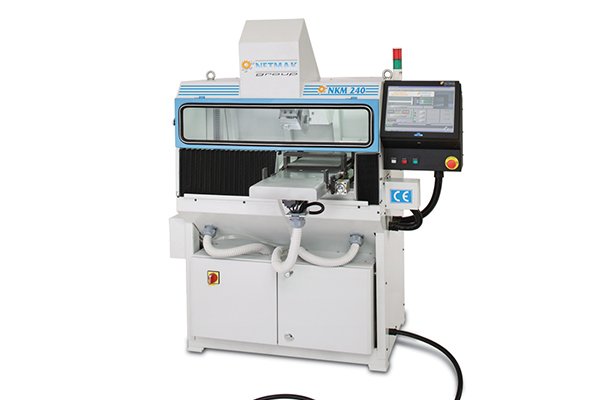 NKM 240 CNC Kapi Kasasi Birlestirme Makinasi — NETMAK NKM 240 CNC Door Frame Assembly Machine